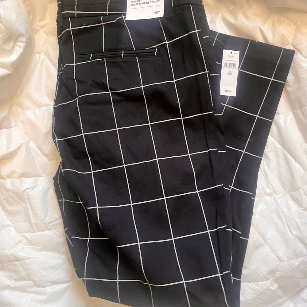 GAP Black and White Grid Pattern Pants